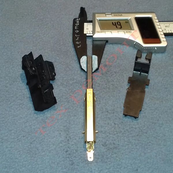 Щітки двигуна у зборі "481236248004, C00194594" (5*13,5*40) для Bosch, Сіменс, Вірпул, Indesit, Ariston і т.д. (ціна за пару) 48123 фото