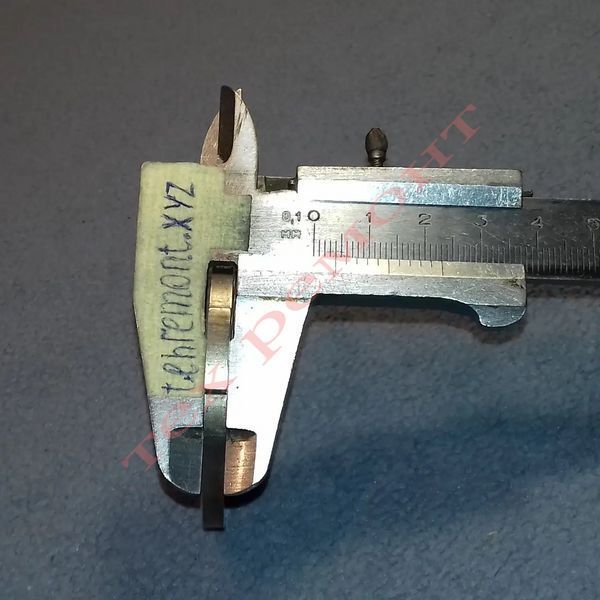 Сито для Moulinex, Krups и Tefal (D=54мм; d центра=7,5мм; d ячейки=7мм) 00188 фото