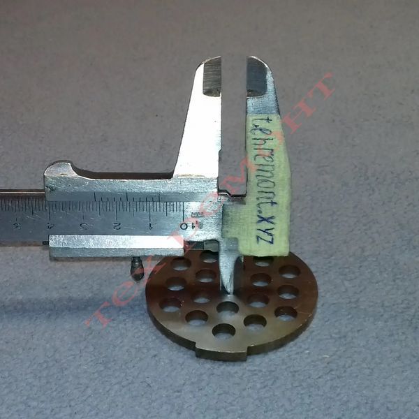 Сито для Moulinex, Krups и Tefal (D=54мм; d центра=7,5мм; d ячейки=7мм) 00188 фото