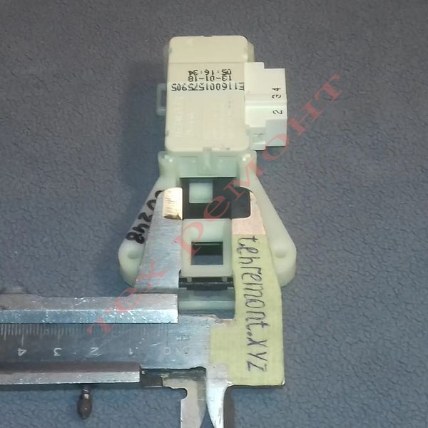 Замок люка "C00085194, 482000022732" для Indesit та Ariston 00248 фото